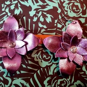 Meet your Posher, Monique